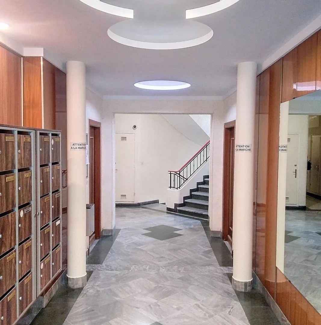 Residence Le Lerins 胡安莱潘